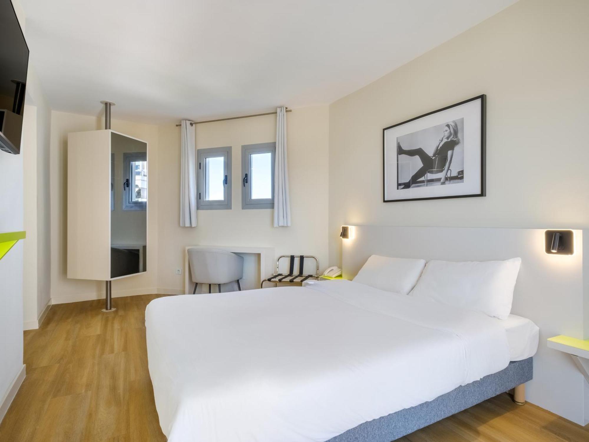 B&B Hotel Antibes Juan-Les-Pins Esterno foto